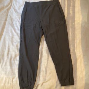 Lululemon adapted state high rise jogger - size 10